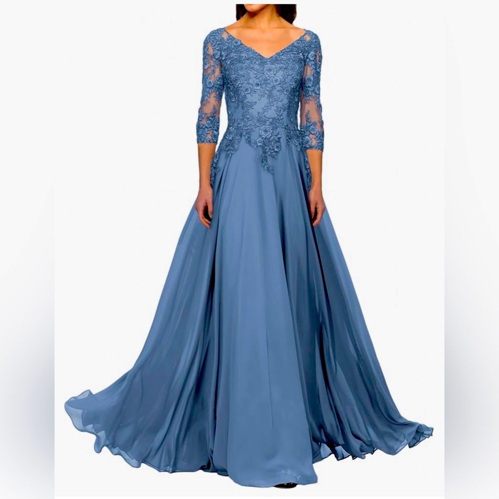 Brand new, never worn! Dusty Blue formal dress size 14.